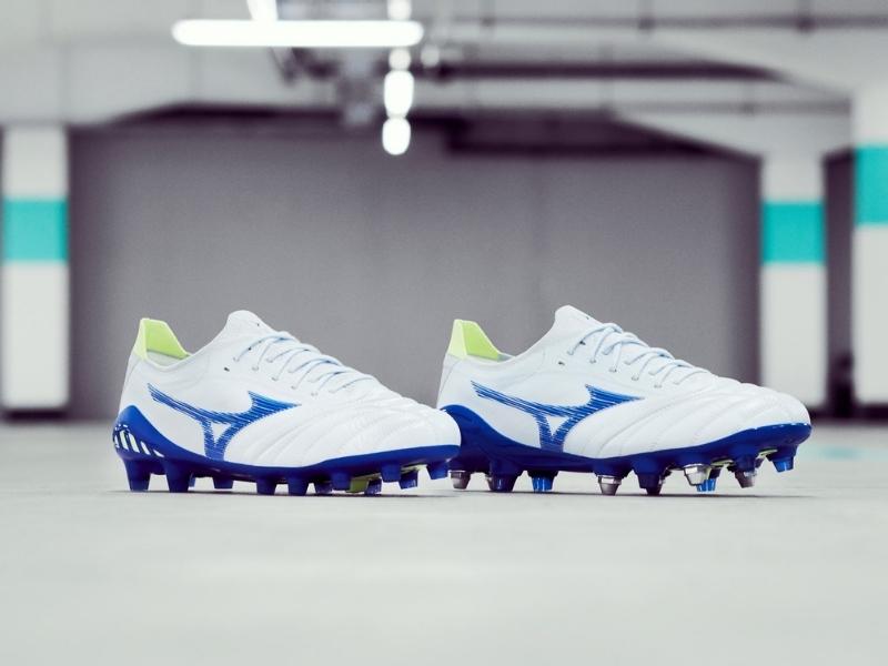 Giày đá bóng Mizuno Neo III β Japan 'Below Zero